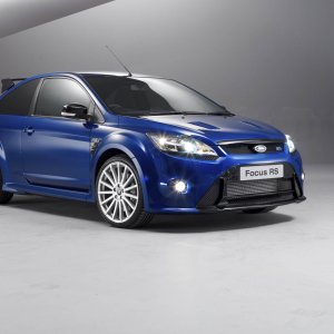 2008-ford-focus-rs_03.jpg