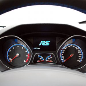 2016-ford-focus-rs-fd-int-12-11.jpg