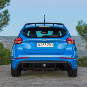2016-Ford-Focus-RS-rear-end.jpg